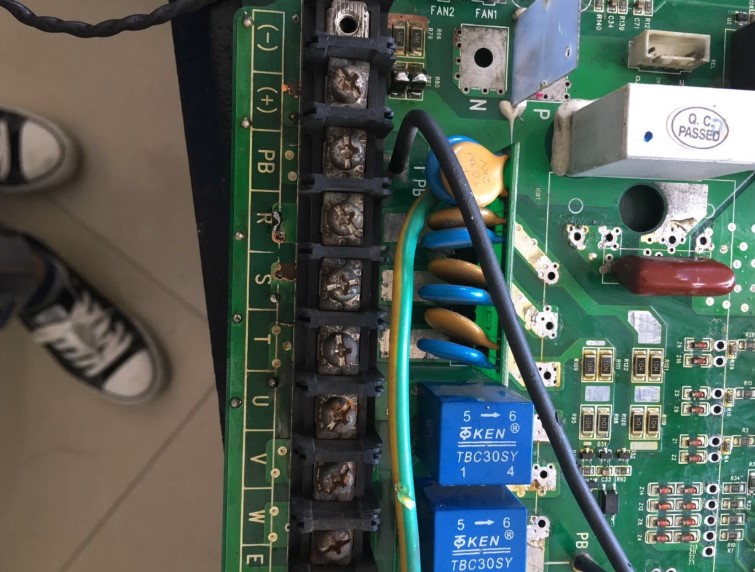 “三科變頻器”